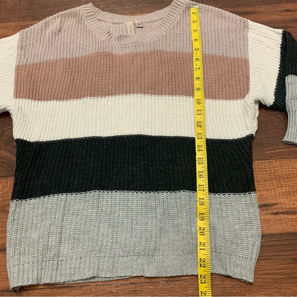 MISIA Striped Color Block Knit Sweater Womens Size M Gray Pink Button Back - Picture 8 of 11